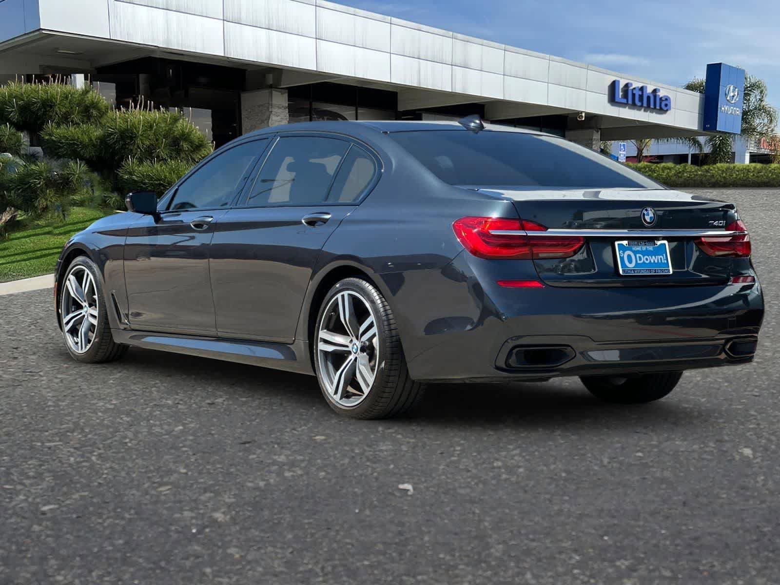 Used 2019 BMW 740i w/ Executive Package RWD image 7