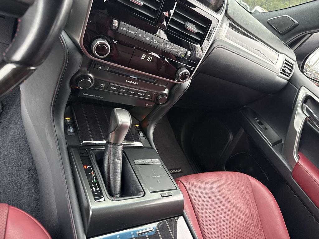 Used 2023 Lexus GX 460 Premium w/ Premium Package image 18
