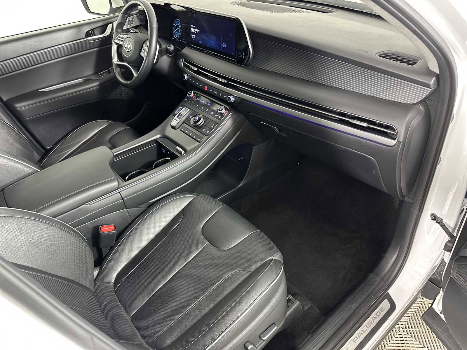 Used 2024 Hyundai Palisade Limited FWD image 27