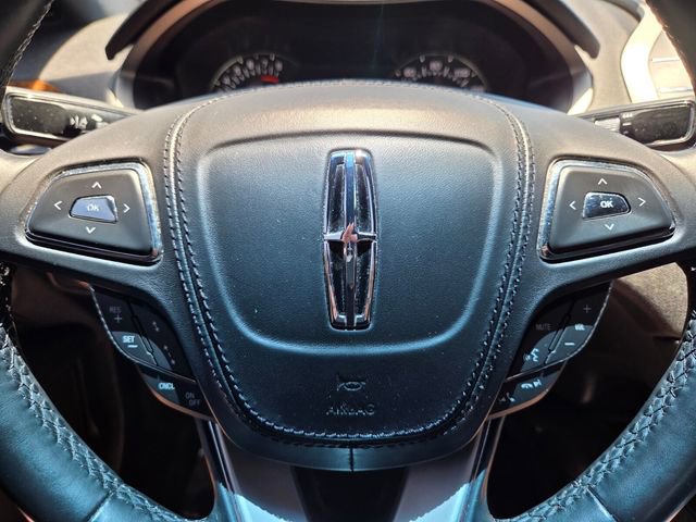 Used 2019 Lincoln MKZ Reserve w/ Reserve Plus Package AWD/4WD image 32