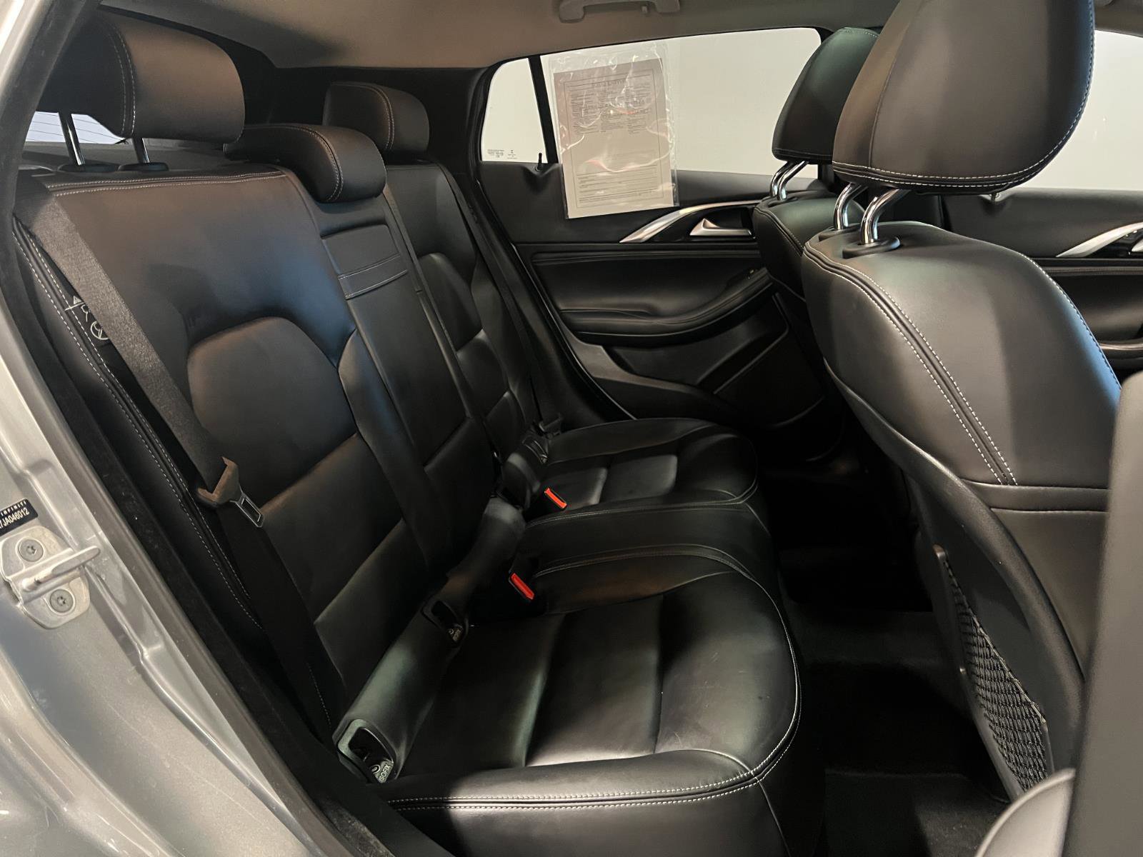 Used 2018 INFINITI QX30 Premium w/ Navigation Package image 33