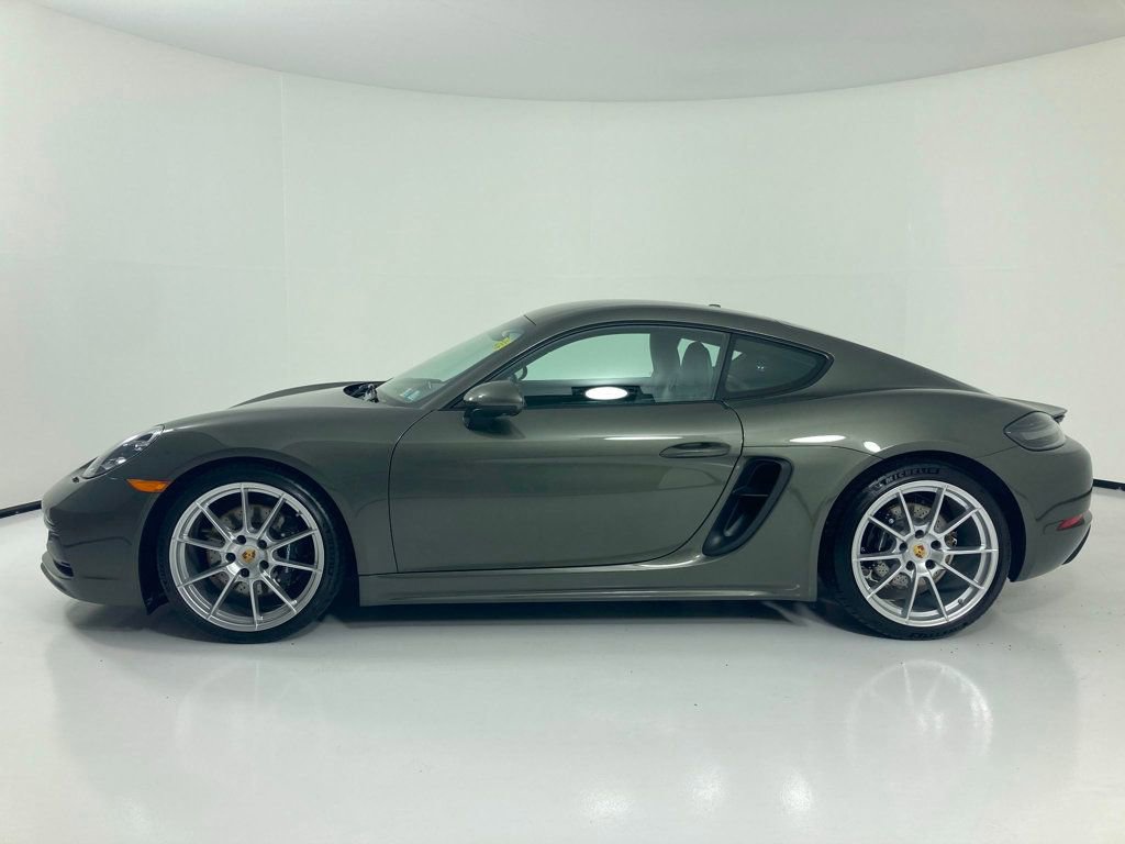 Certified 2025 Porsche 718 Cayman GTS RWD image 2