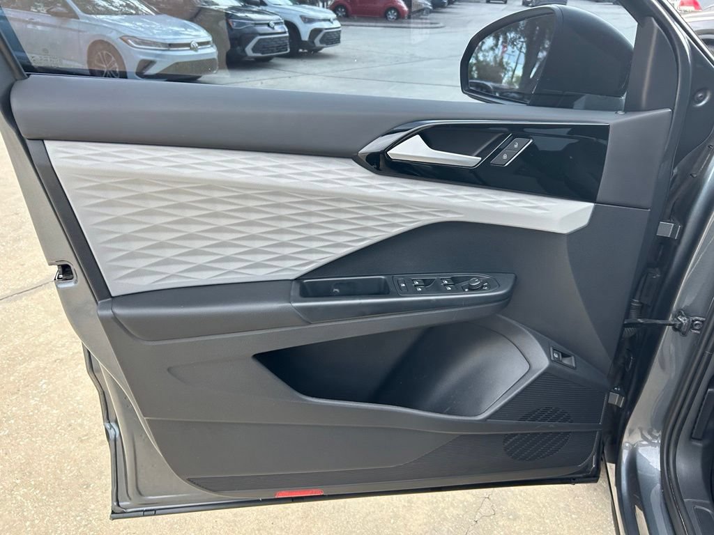 Certified 2022 Volkswagen Taos S AWD/4WD image 44