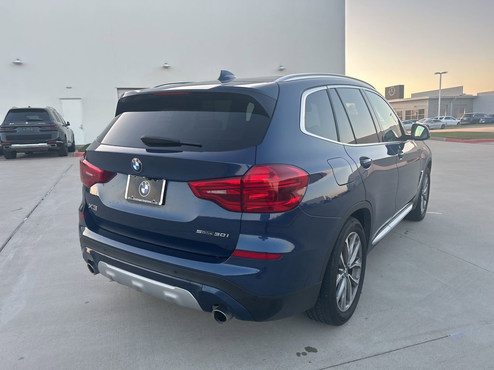 Used 2019 BMW X3 sDrive30i w/ Driving Assistance Package image 10