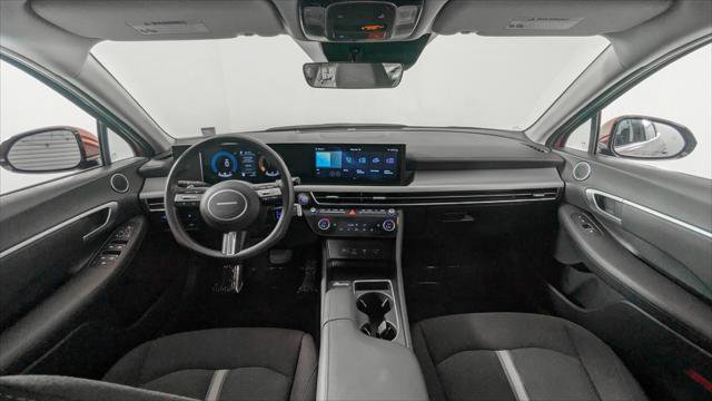 Used 2025 Hyundai Sonata SEL FWD image 26
