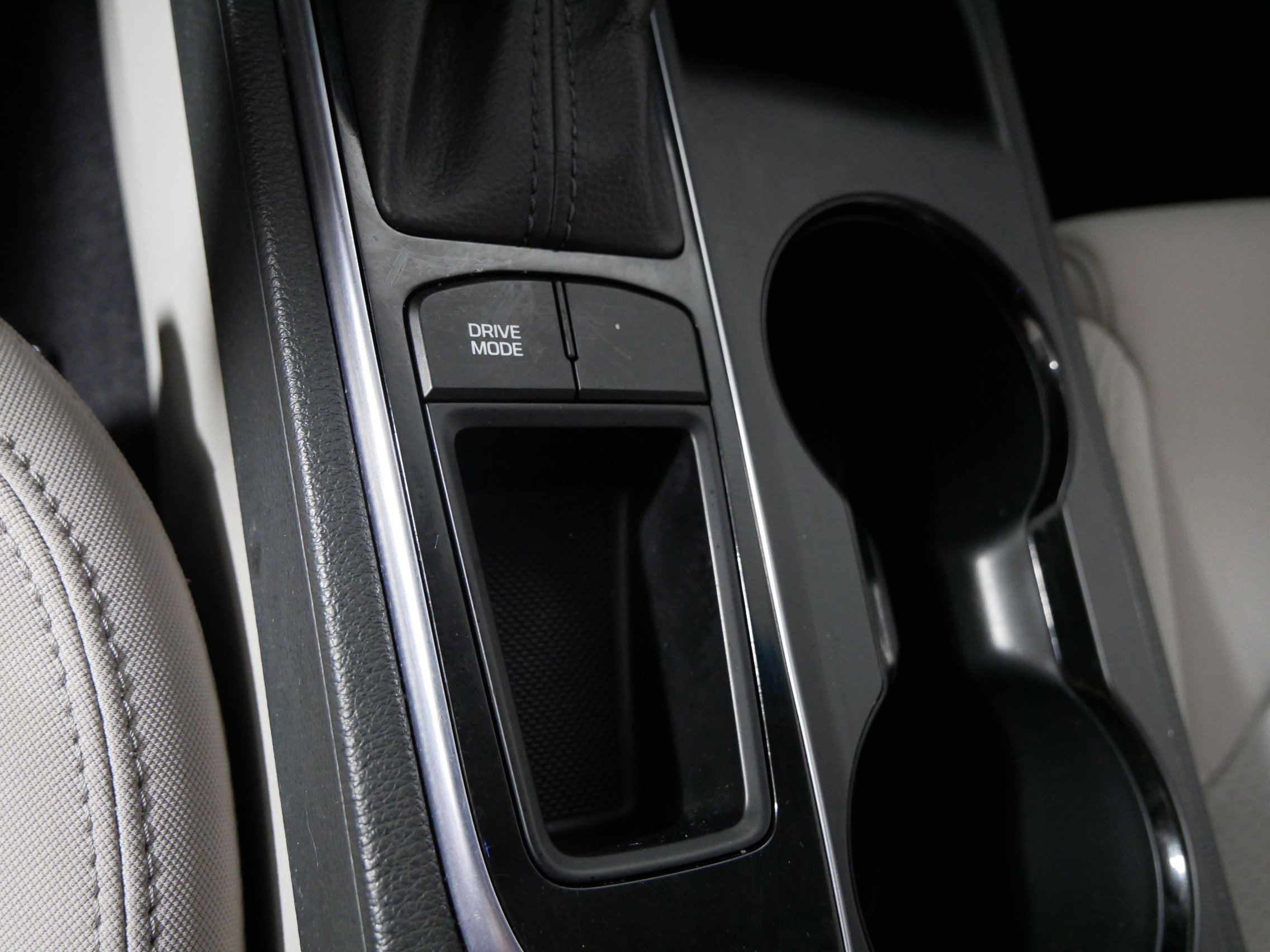 Used 2015 Hyundai Sonata SE image 30