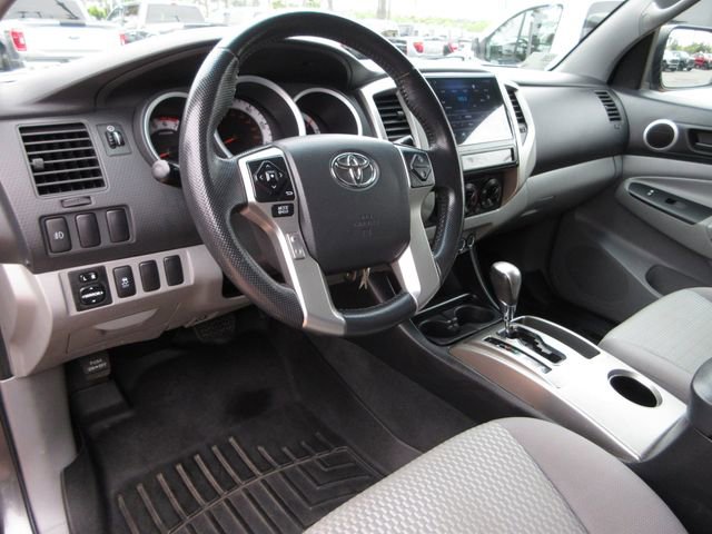 Used 2015 Toyota Tacoma PreRunner w/ SR5 Package RWD image 13