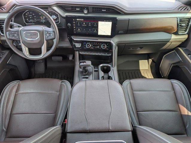 Used 2023 GMC Sierra 1500 Denali w/ Technology Package AWD/4WD image 5