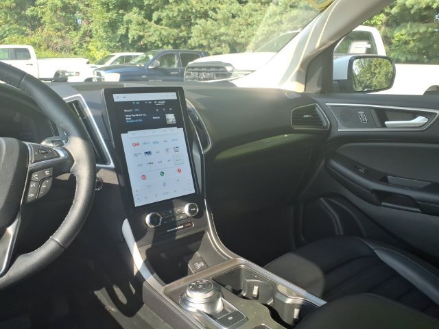 Used 2024 Ford Edge SEL w/ Convenience Package AWD/4WD image 20