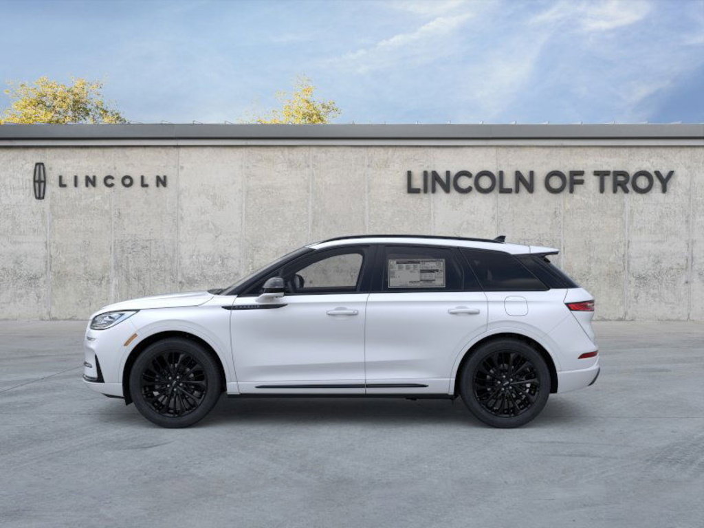New 2025 Lincoln Corsair Reserve w/ Jet Appearance Package image 3