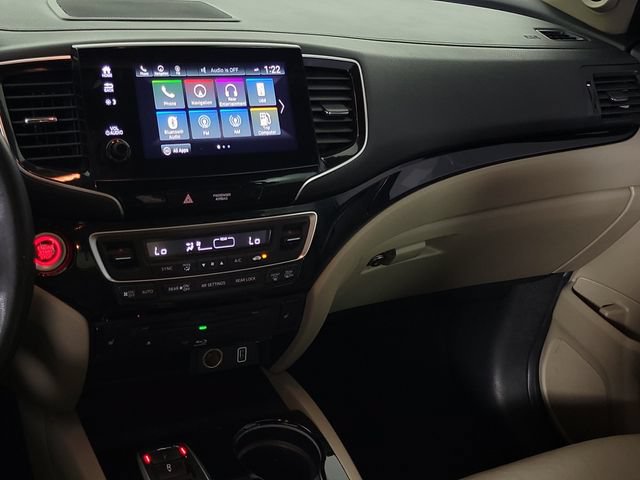 Used 2019 Honda Pilot Touring image 14