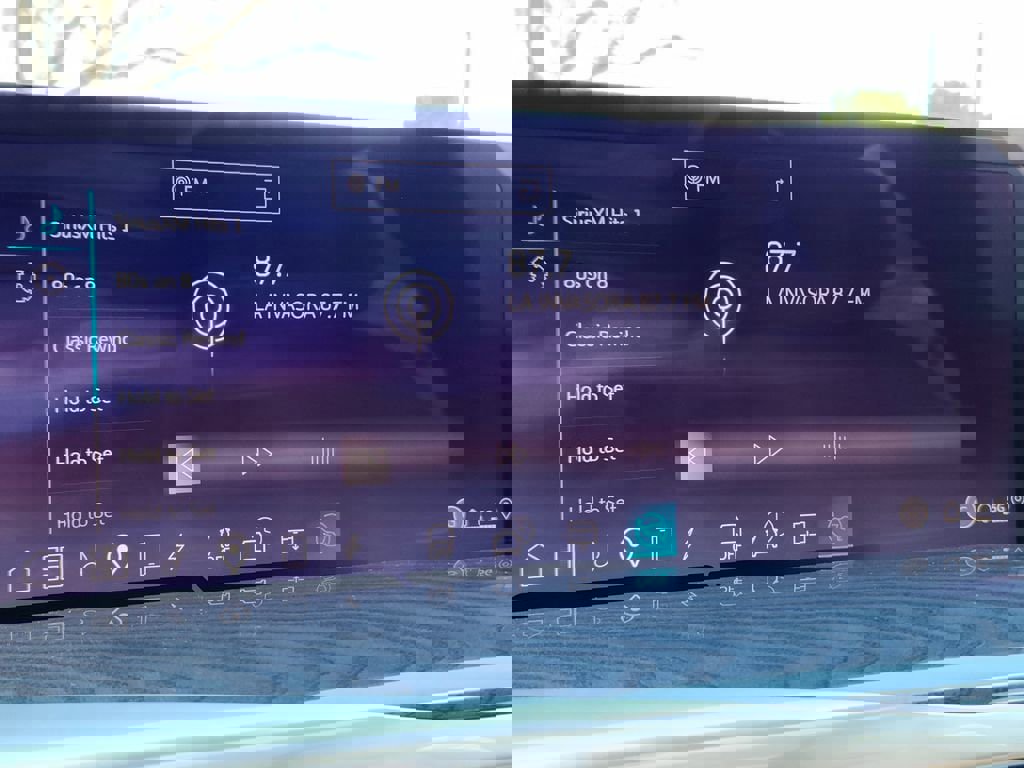 New 2025 Cadillac Escalade IQ Luxury 2 AWD/4WD image 11