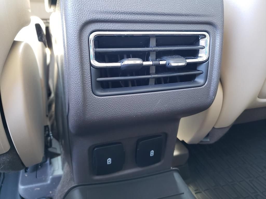 Used 2023 Lincoln Corsair AWD w/ Equipment Group 101A image 12