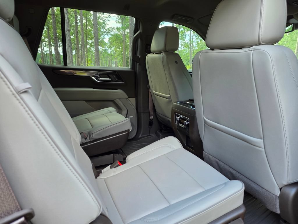 New 2026 GMC Yukon Elevation w/ LPO, Floor Liner Package RWD image 25