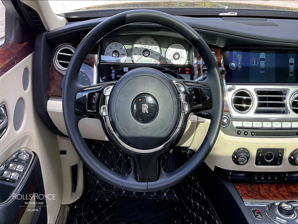 Certified 2013 Rolls-Royce Ghost RWD image 7