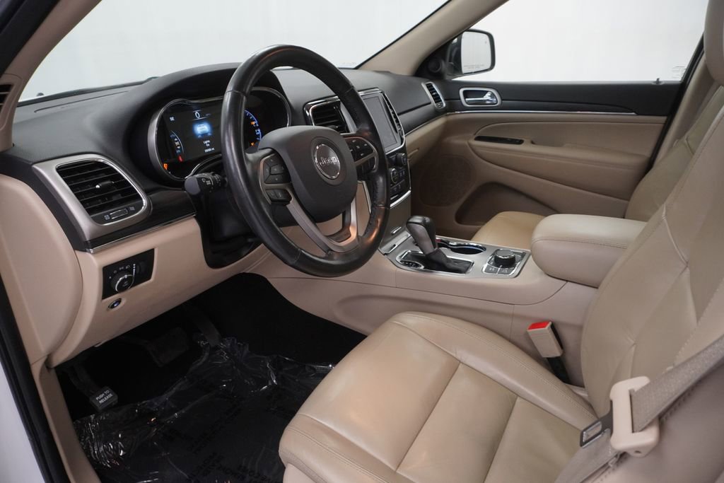 Used 2021 Jeep Grand Cherokee Limited AWD/4WD image 18