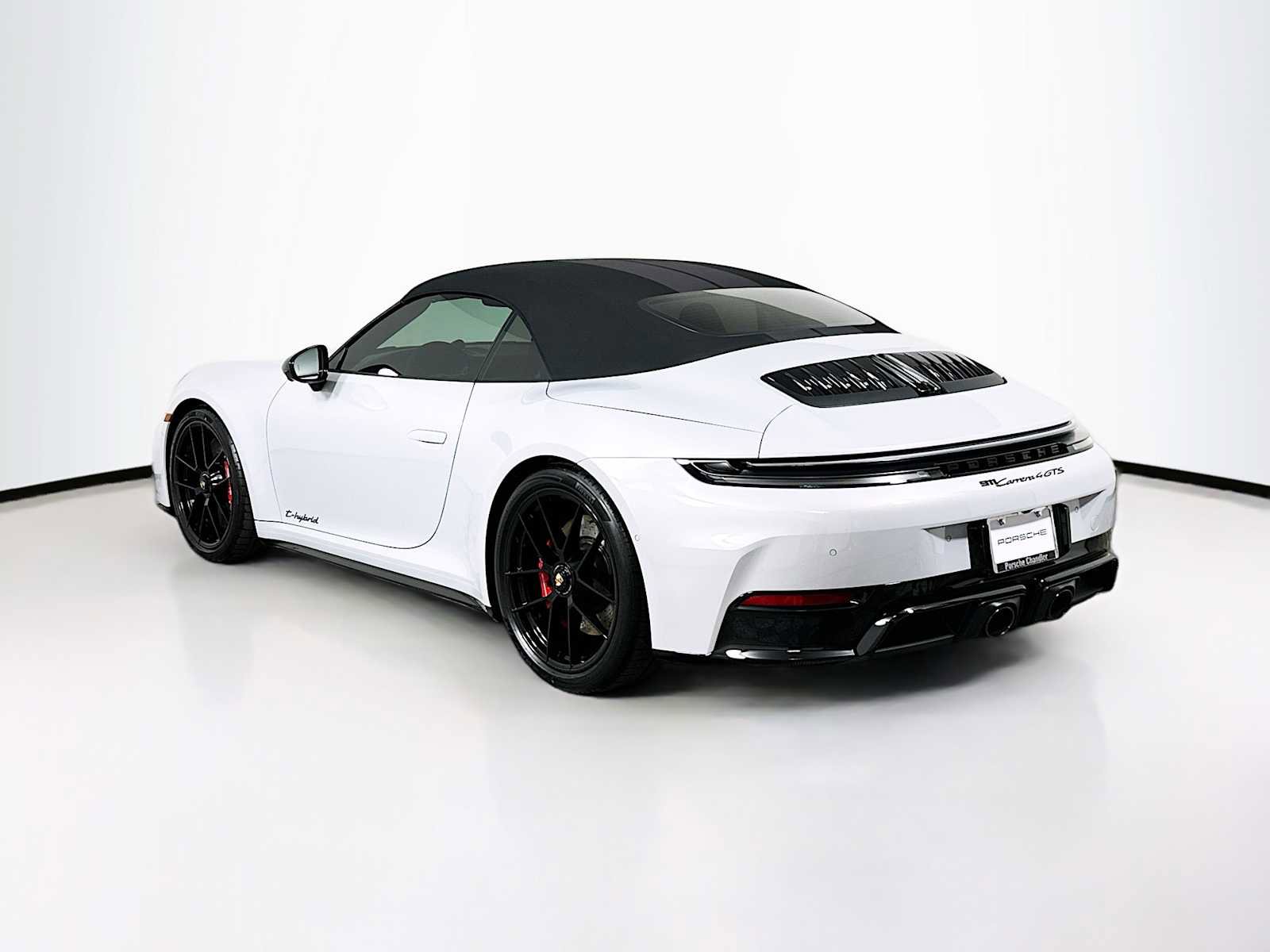 New 2026 Porsche 911 Carrera 4 GTS image 3