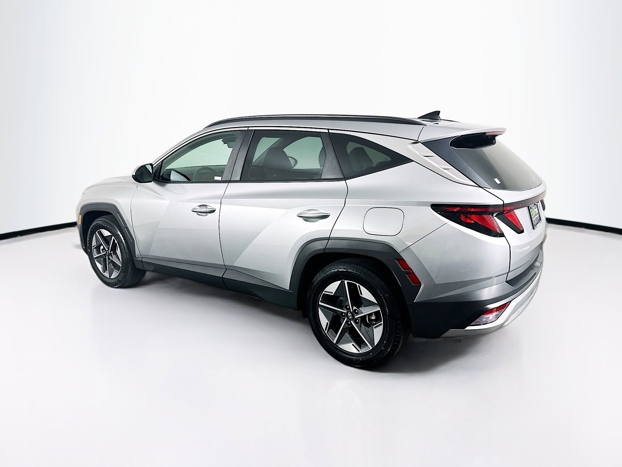 Used 2025 Hyundai Tucson SEL FWD image 5