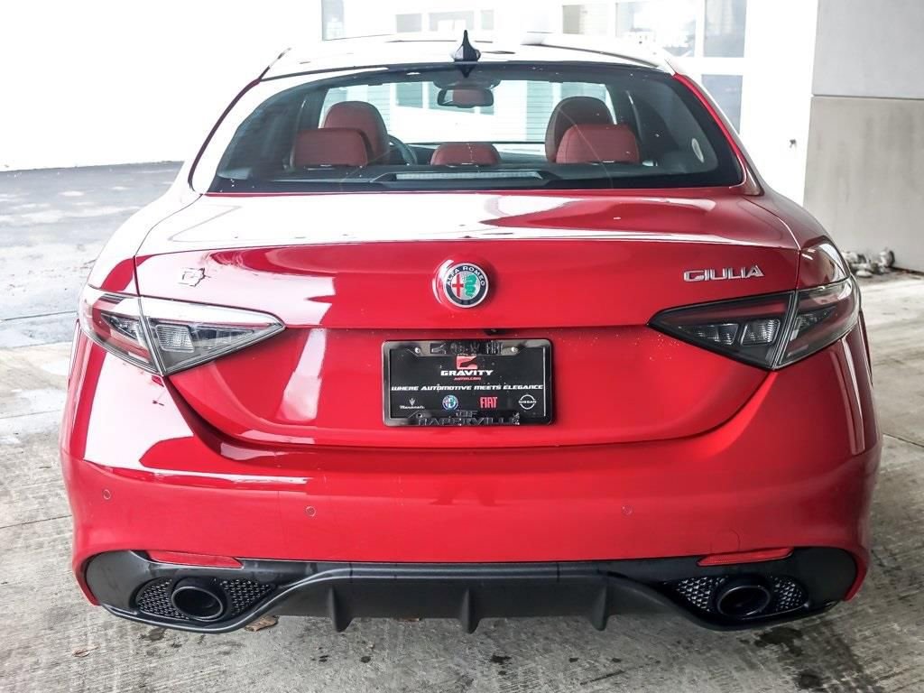 New 2025 Alfa Romeo Giulia AWD w/ Driving Assist Package image 5