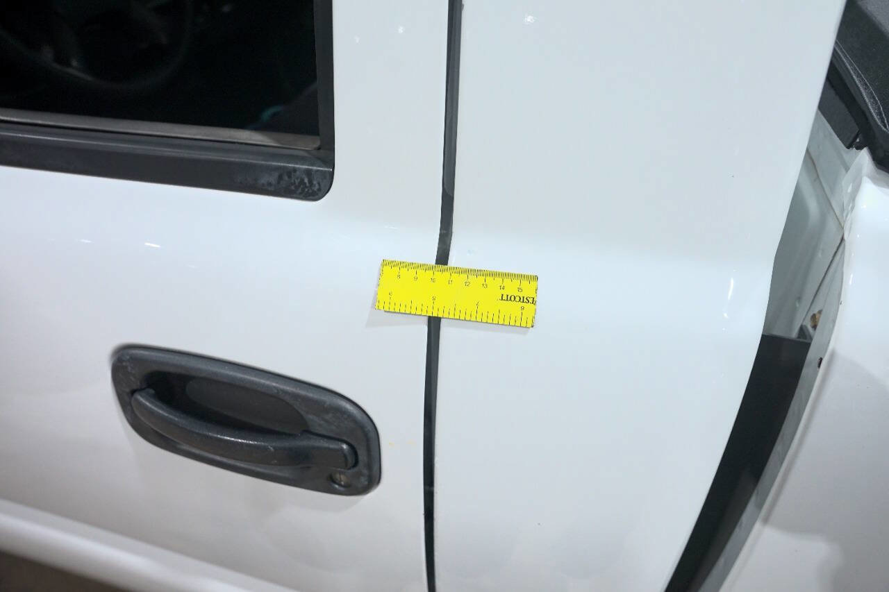 Used 2007 Chevrolet Silverado 1500 W/T RWD image 36