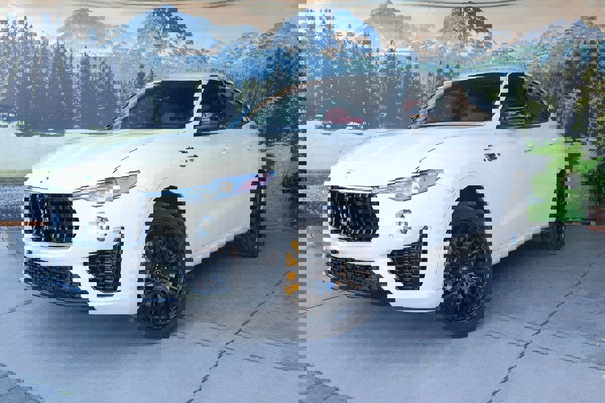 Used 2022 Maserati Levante Modena image 1