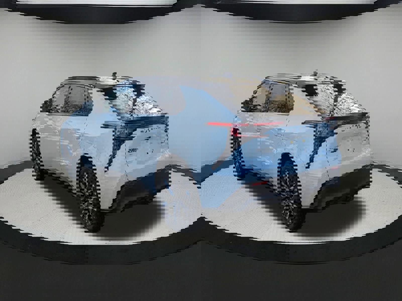 New 2026 Subaru Solterra image 4