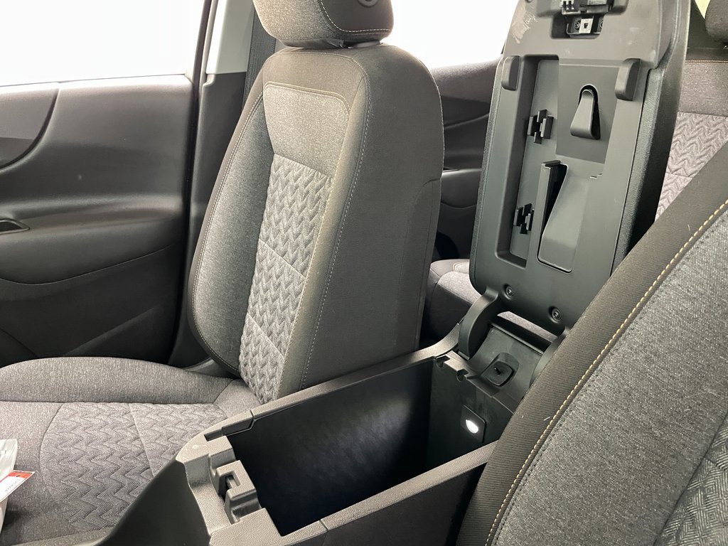 Used 2024 Chevrolet Equinox LT w/ LPO, Floor Liner Package image 31