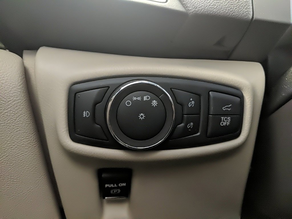 Used 2019 Lincoln Nautilus Select image 22
