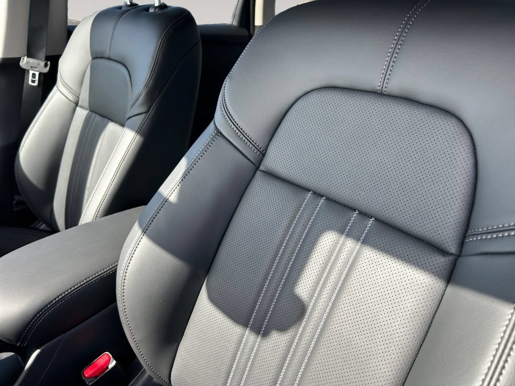 New 2027 Honda HR-V EX-L image 13