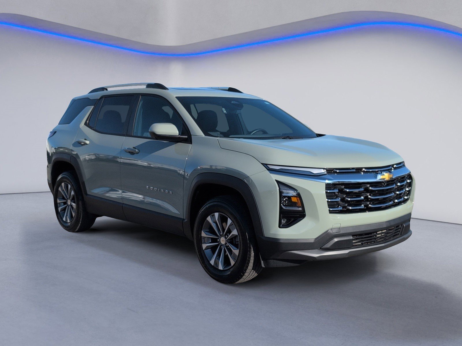 Used 2025 Chevrolet Equinox LT w/ Convenience Package II image 9