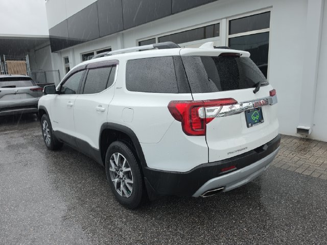 Certified 2023 GMC Acadia SLT FWD image 6