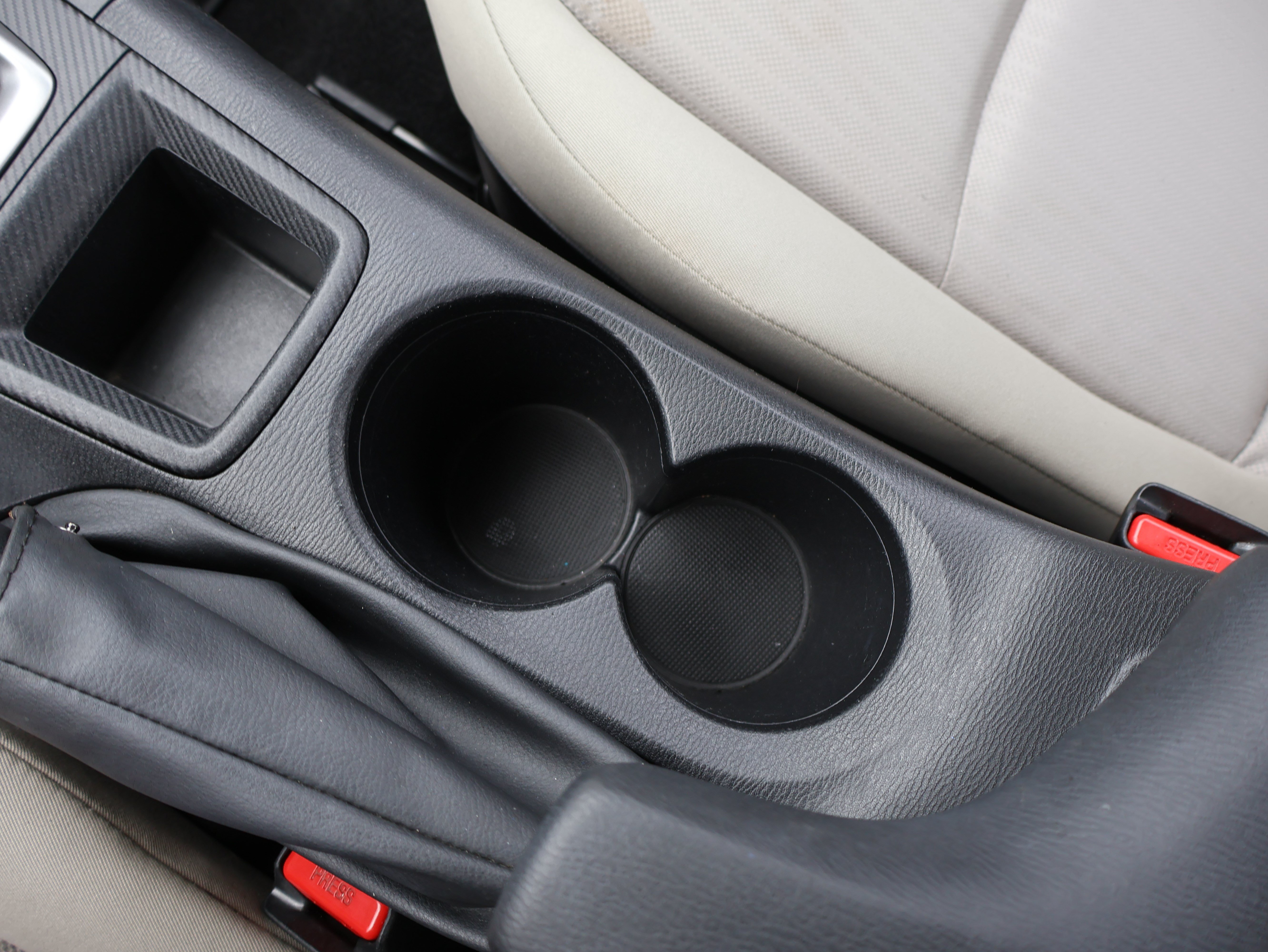 Used 2014 MAZDA MAZDA3 i Sport FWD image 17