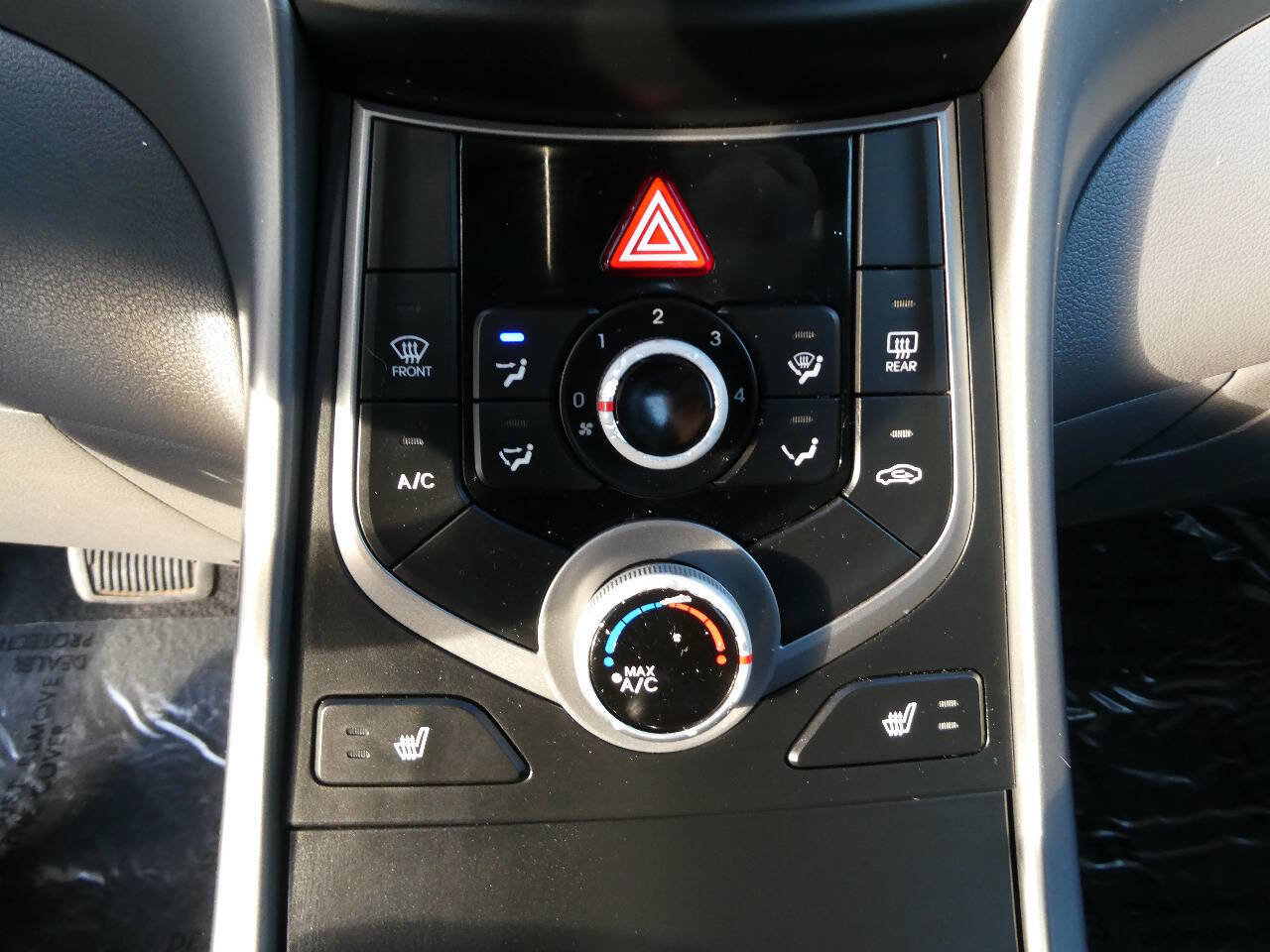 Used 2014 Hyundai Elantra SE w/ Option Group 02 image 18