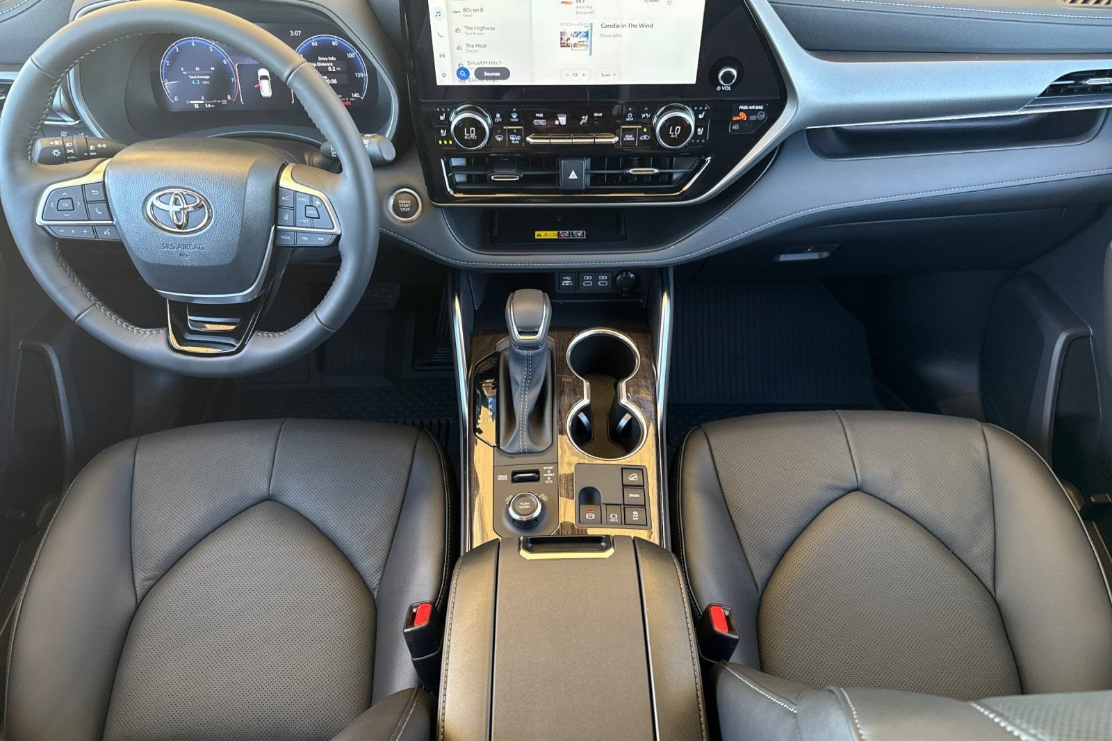 New 2026 Toyota Highlander Limited AWD/4WD image 15