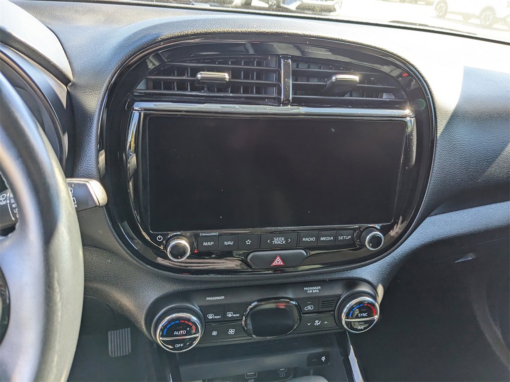 Certified 2024 Kia Soul EX image 22