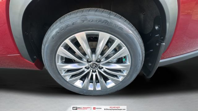 New 2026 Toyota Highlander Platinum image 19
