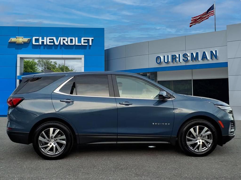 Certified 2024 Chevrolet Equinox LT w/ LPO, Floor Liner Package image 2