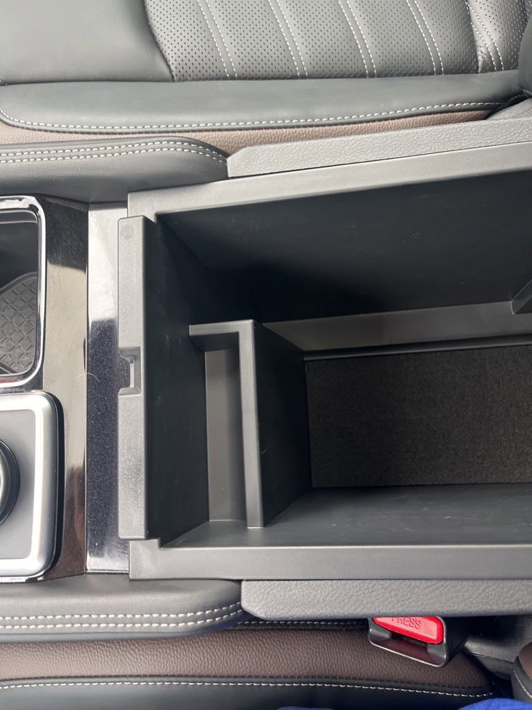 Used 2025 Nissan Pathfinder Platinum w/ Cargo Package image 74