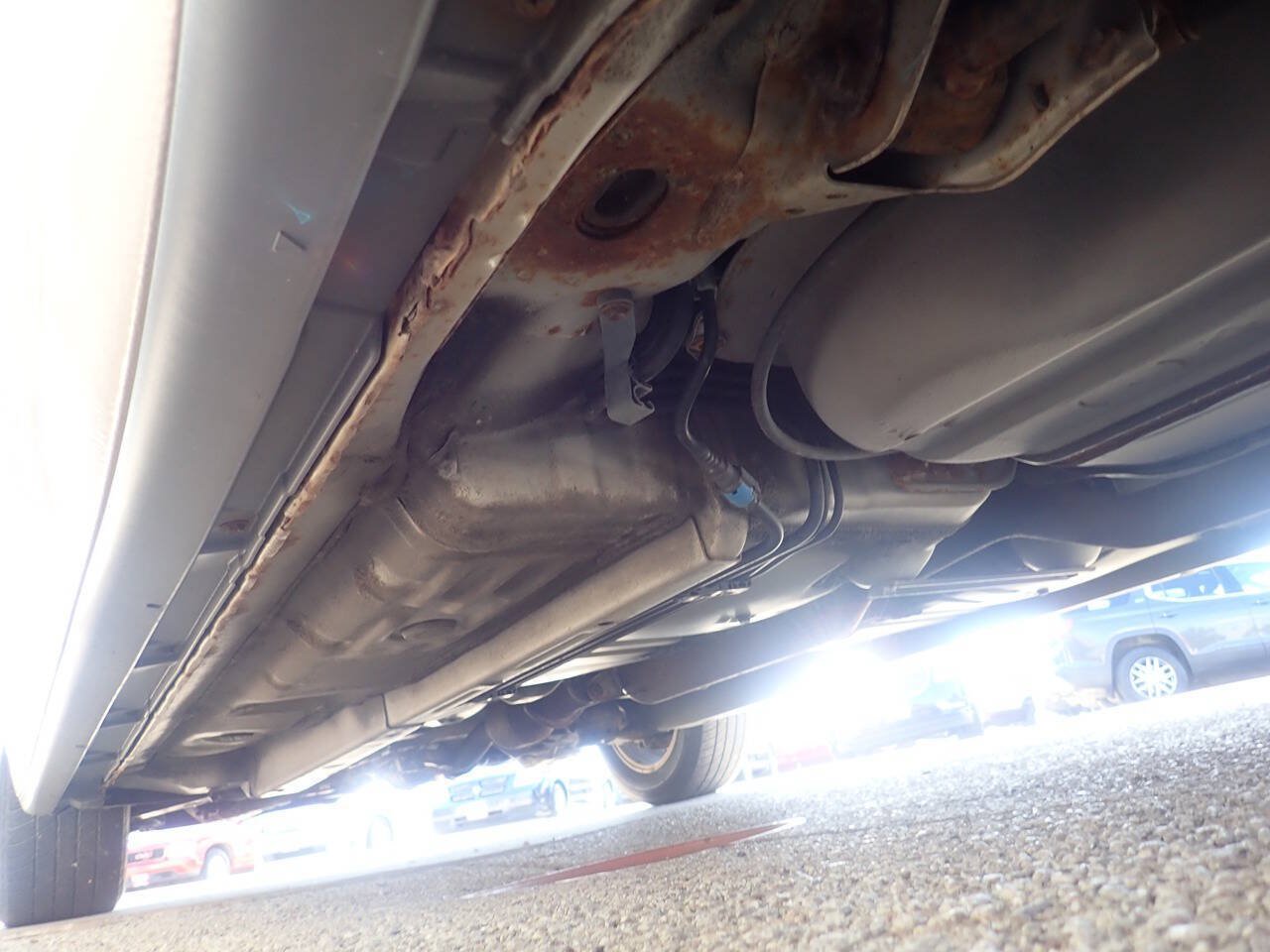 Used 2006 Toyota Camry XLE w/ VSC & Side Airbag Pkg FWD image 40