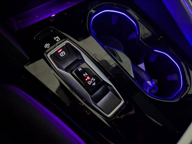 Certified 2025 Audi Q5 Premium w/ Convenience Package image 17