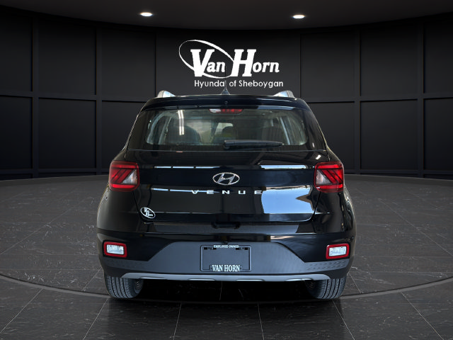 New 2026 Hyundai Venue SEL FWD image 6