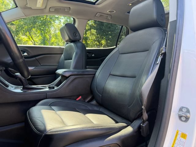Used 2017 GMC Acadia SLT AWD/4WD image 11