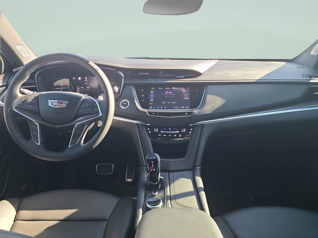 Used 2025 Cadillac XT5 Sportv w/ Technology Package image 14