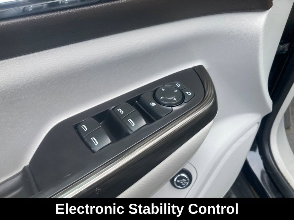 Used 2019 GMC Acadia SLT w/ LPO, Floor Liner Package image 14