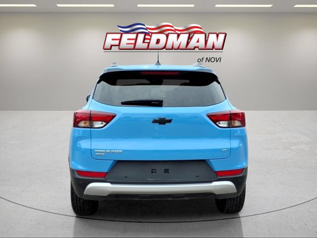 Used 2024 Chevrolet TrailBlazer LT w/ Convenience Package AWD/4WD image 4