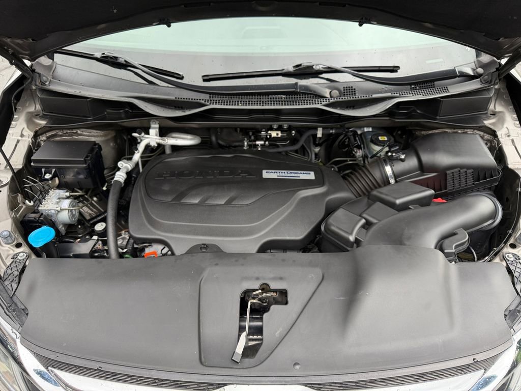 Used 2018 Honda Odyssey Elite image 30