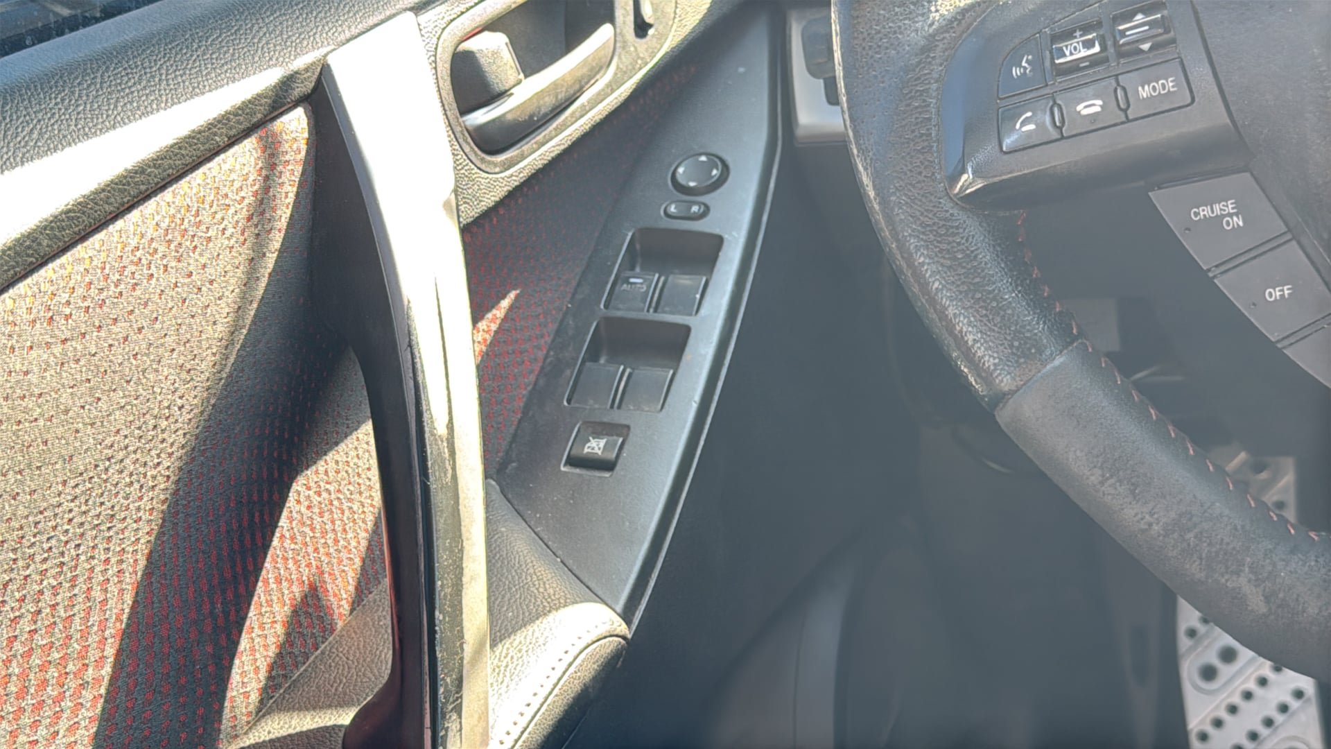 Used 2012 MAZDA MAZDA3 Touring w/ Mazdaspeed Tech Pkg FWD image 19