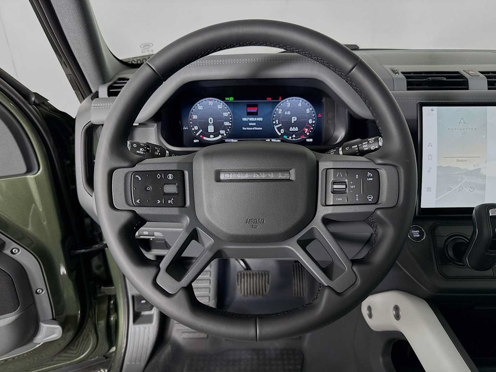 New 2026 Land Rover Defender 110 X-Dynamic SE AWD/4WD image 11