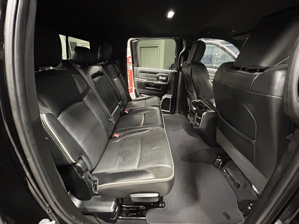 Used 2020 RAM 2500 Laramie w/ Night Edition image 47