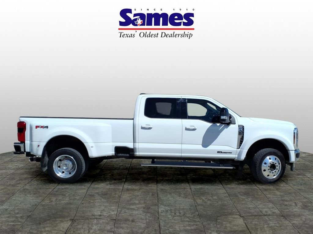 Used 2024 Ford F450 Lariat w/ FX4 Off-Road Package image 5